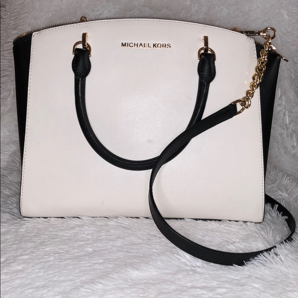 Black & White Michael Kors Large Crossbody